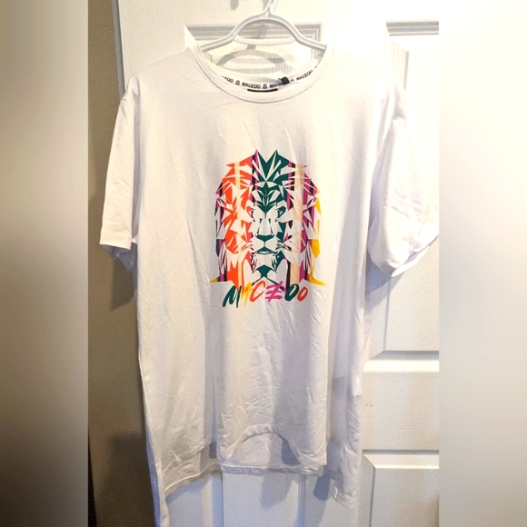 💙 MACEOO 💙 Lion Graphic Tee - Picture 1 of 6